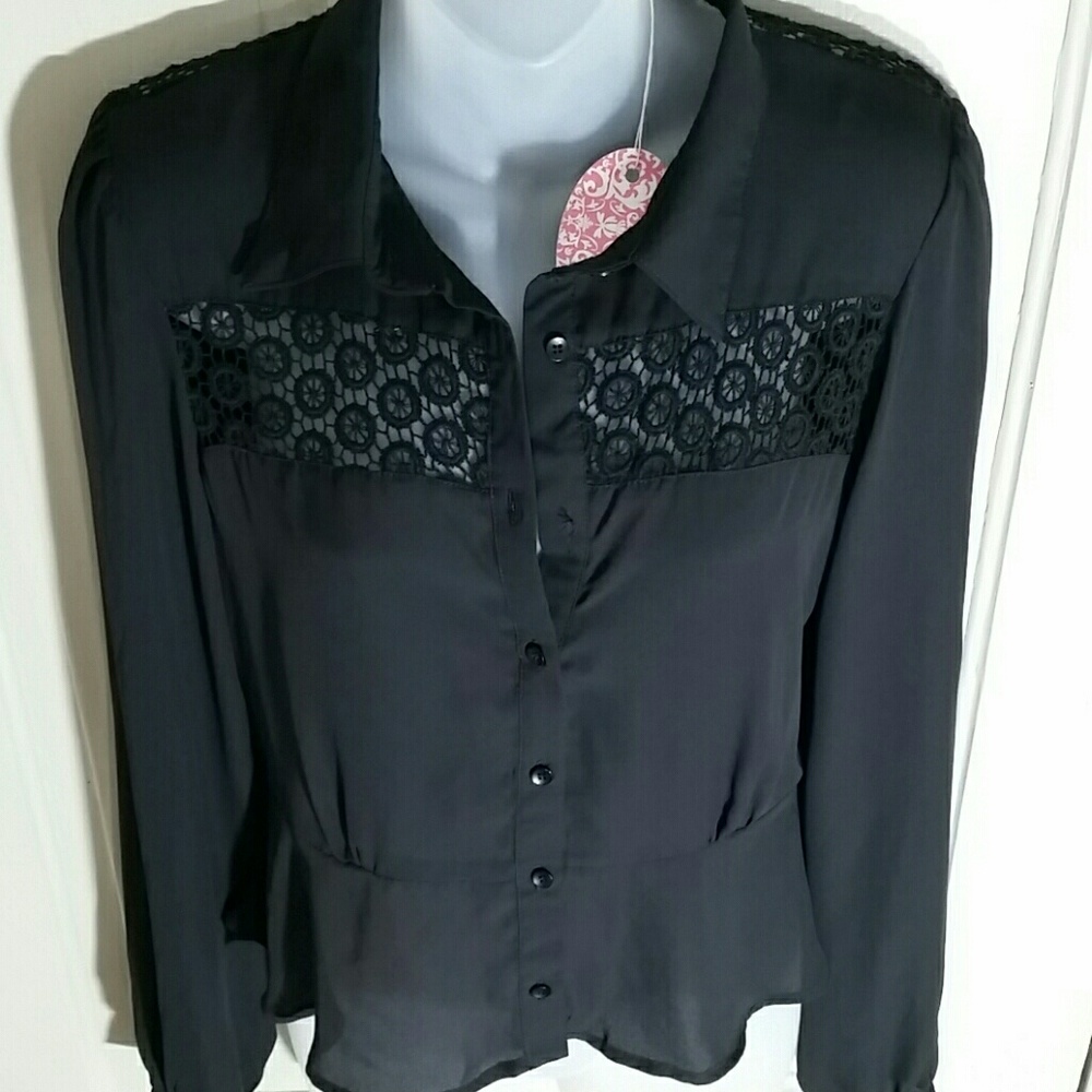 Esley Button-down Top